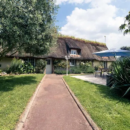 Maison Piscine & Tennis - Collection Idylliq Nyaraló